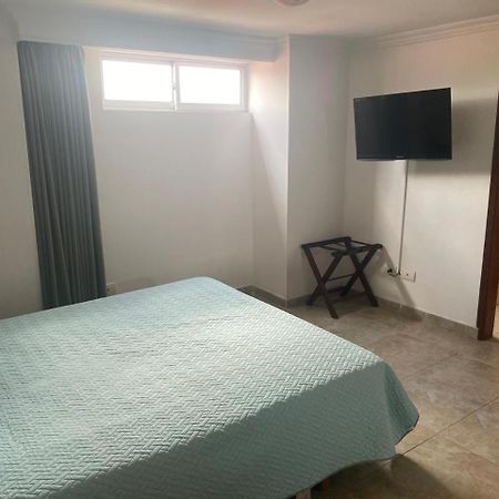 Juan De La Vega Hotel La Vega  Bagian luar foto