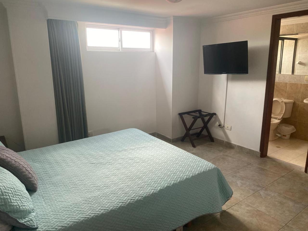 Juan De La Vega Hotel La Vega  Bagian luar foto